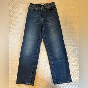 Levi’s ribcage straight size 26